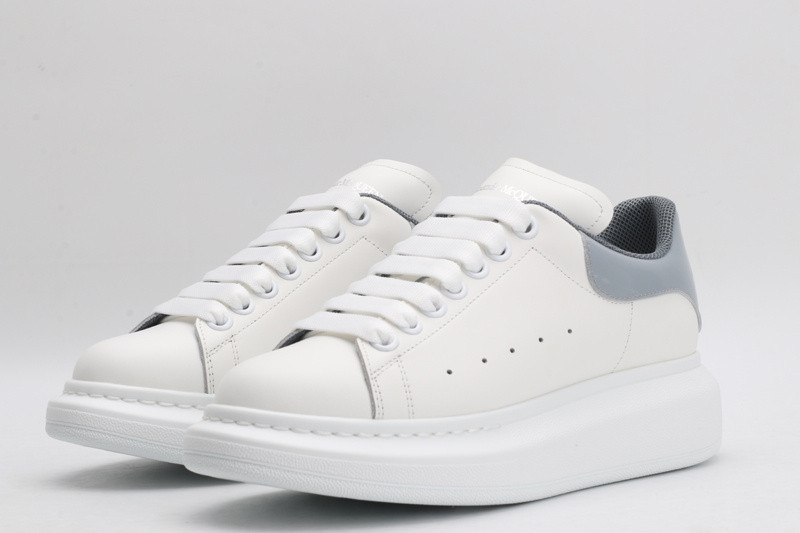ALEXANDER MCQUEEN SNEAKER