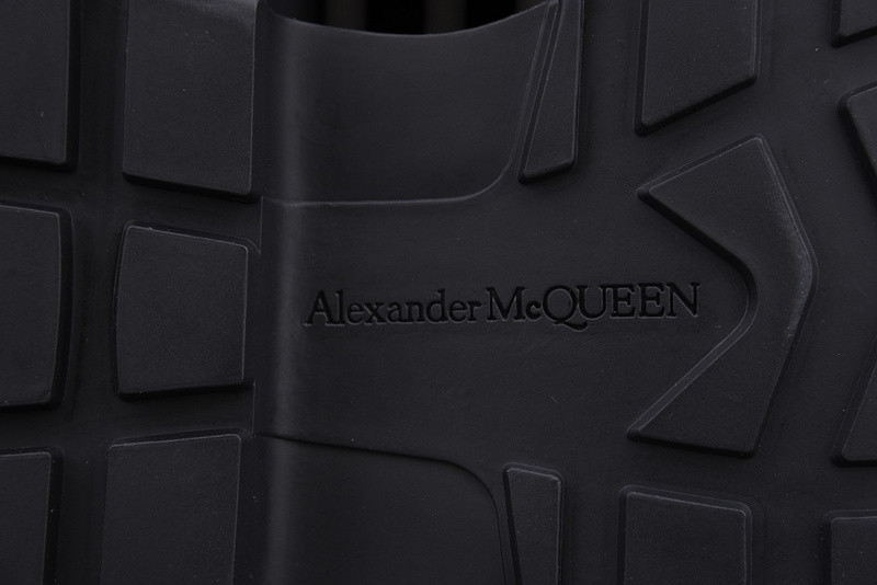 ALEXANDER MCQUEEN SNEAKER