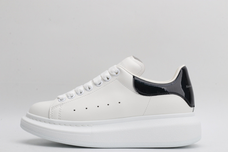 ALEXANDER MCQUEEN SNEAKER