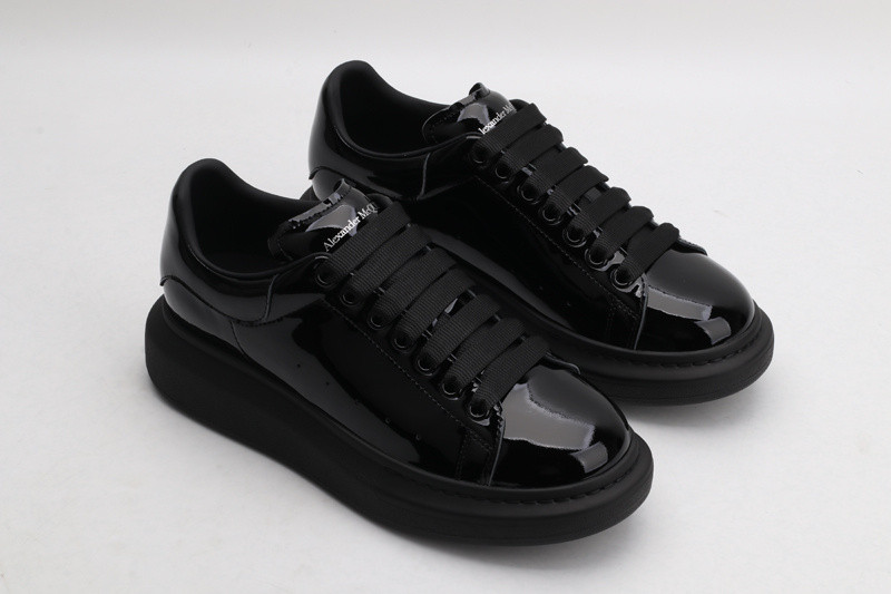 ALEXANDER MCQUEEN SNEAKER