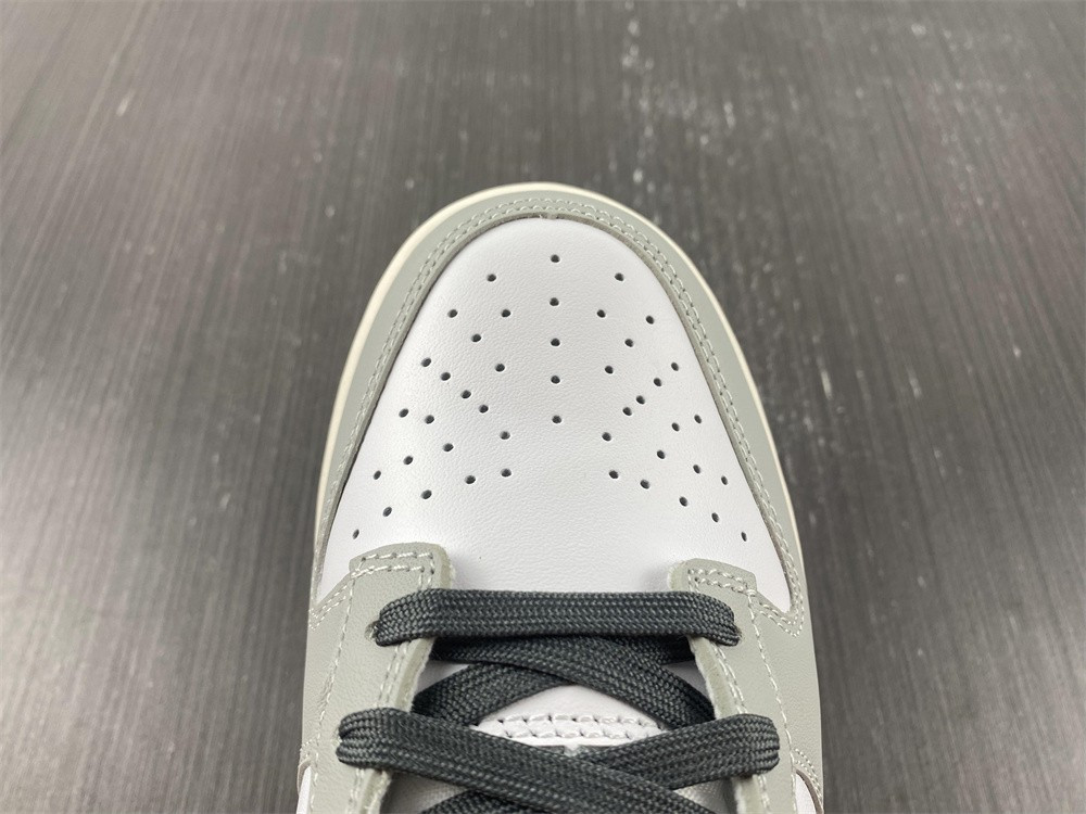 Nike Dunk Low Light Smoke Grey DD1503-117