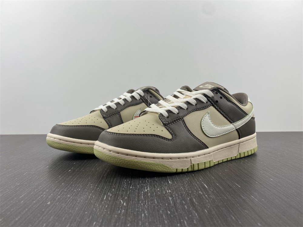 Dunk SB Low "Khaki" FB4960-210