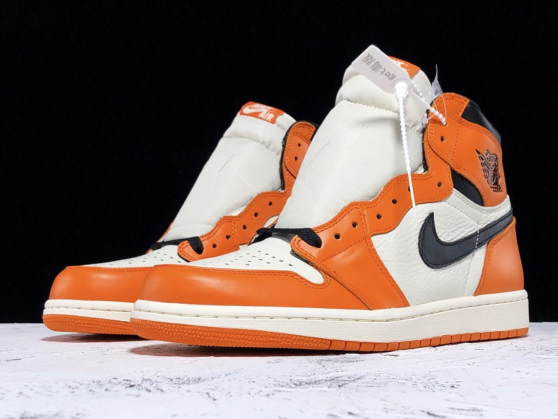 AIR JORDAN 1 RETRO HIGH OG SHATTERED BACKBOARD AWAY 555088-113