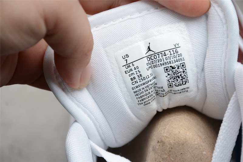 Air Jordan 1 Low “Bronze Eclipse” DC0774-116