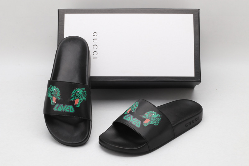 GUC LEATHER SLIDE