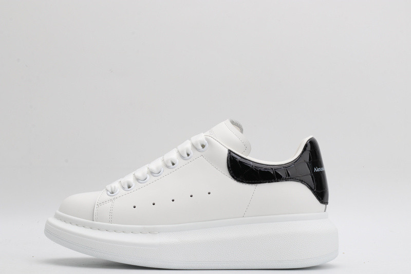 ALEXANDER MCQUEEN SNEAKER