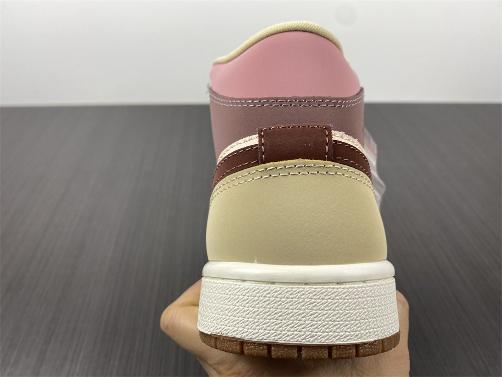 Jordan 1 Mid SE Dark Pony Smoky Mauve (W) DO7440-821