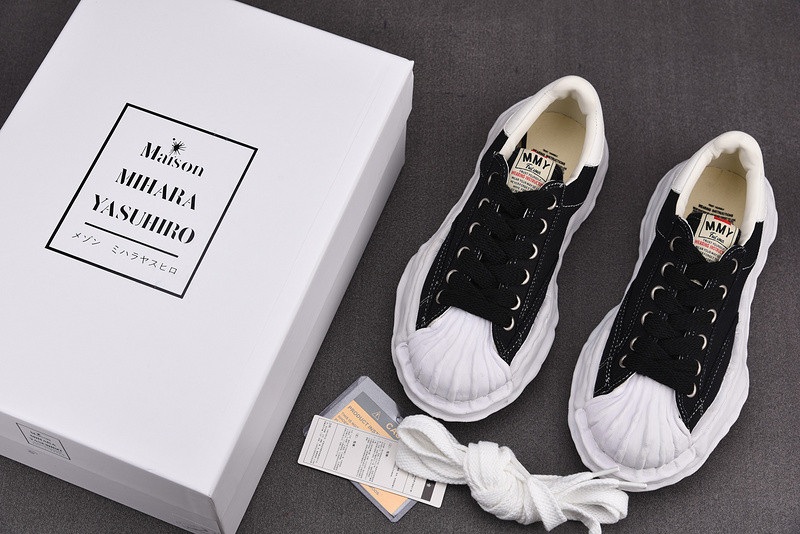 Ma*s*n mihara sneakers
