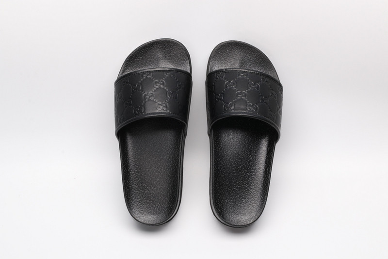 GUC LEATHER SLIDE