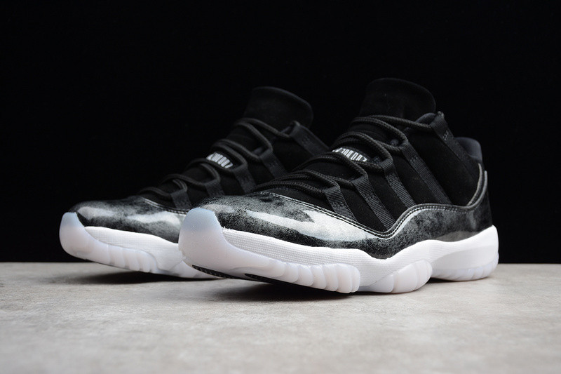AIR JORDAN 11 RETRO LOW "BARONS" 528895-010