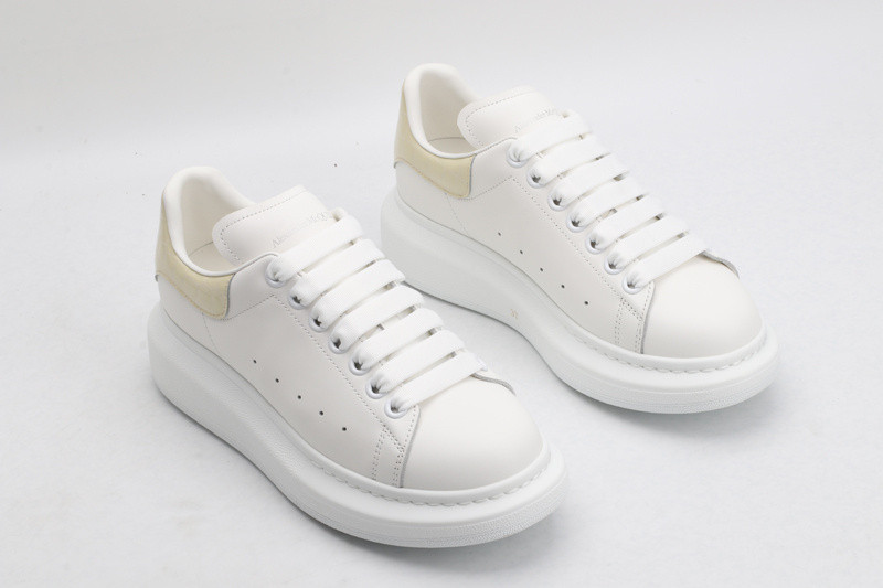 ALEXANDER MCQUEEN SNEAKER