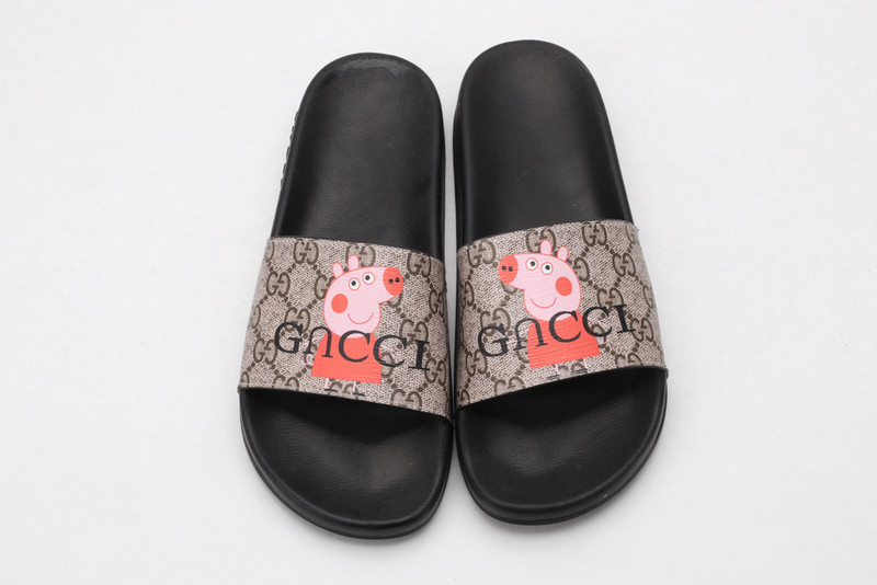 GUC LEATHER SLIDE