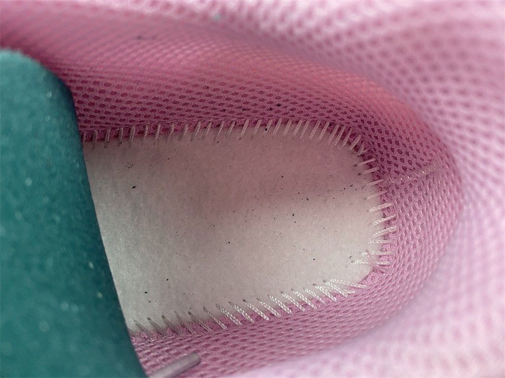 Ba*len*cia*ga phantom sneaker