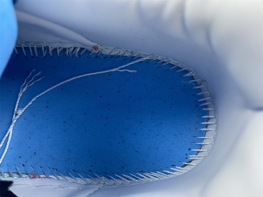 Ba*len*cia*ga phantom sneaker