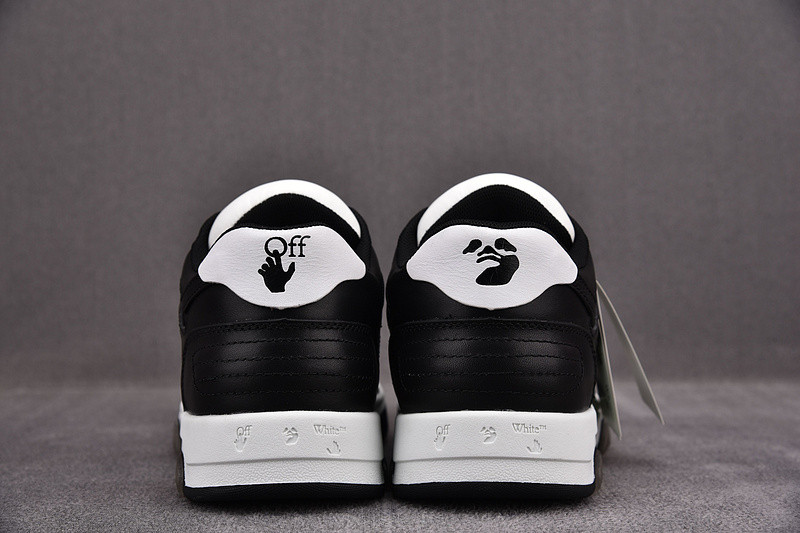 Off-White c/o Virgil Abloh