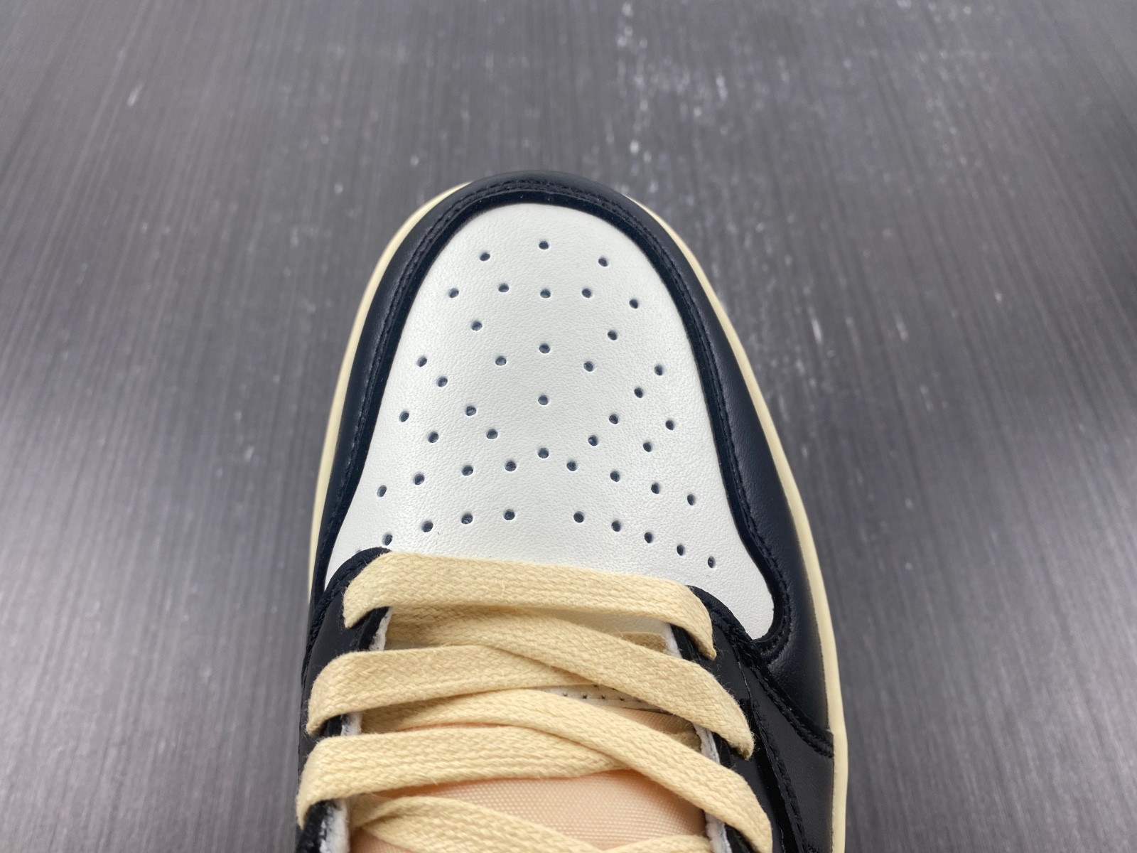 Travis Scott x Air Jordan 1 Low Dark Mocha Black CQ4277-105