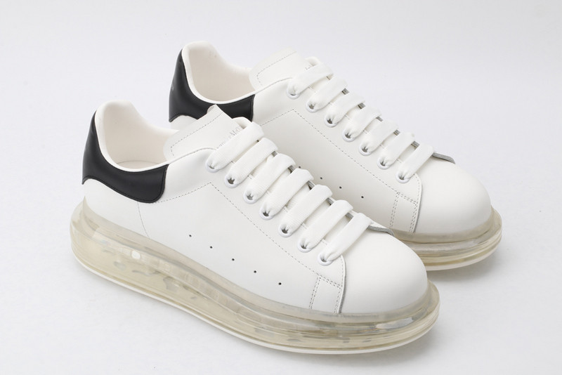 ALEXANDER MCQUEEN SNEAKER