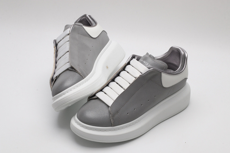 ALEXANDER MCQUEEN SNEAKER