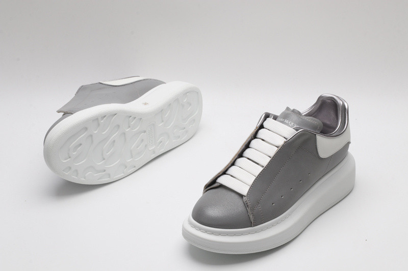 ALEXANDER MCQUEEN SNEAKER