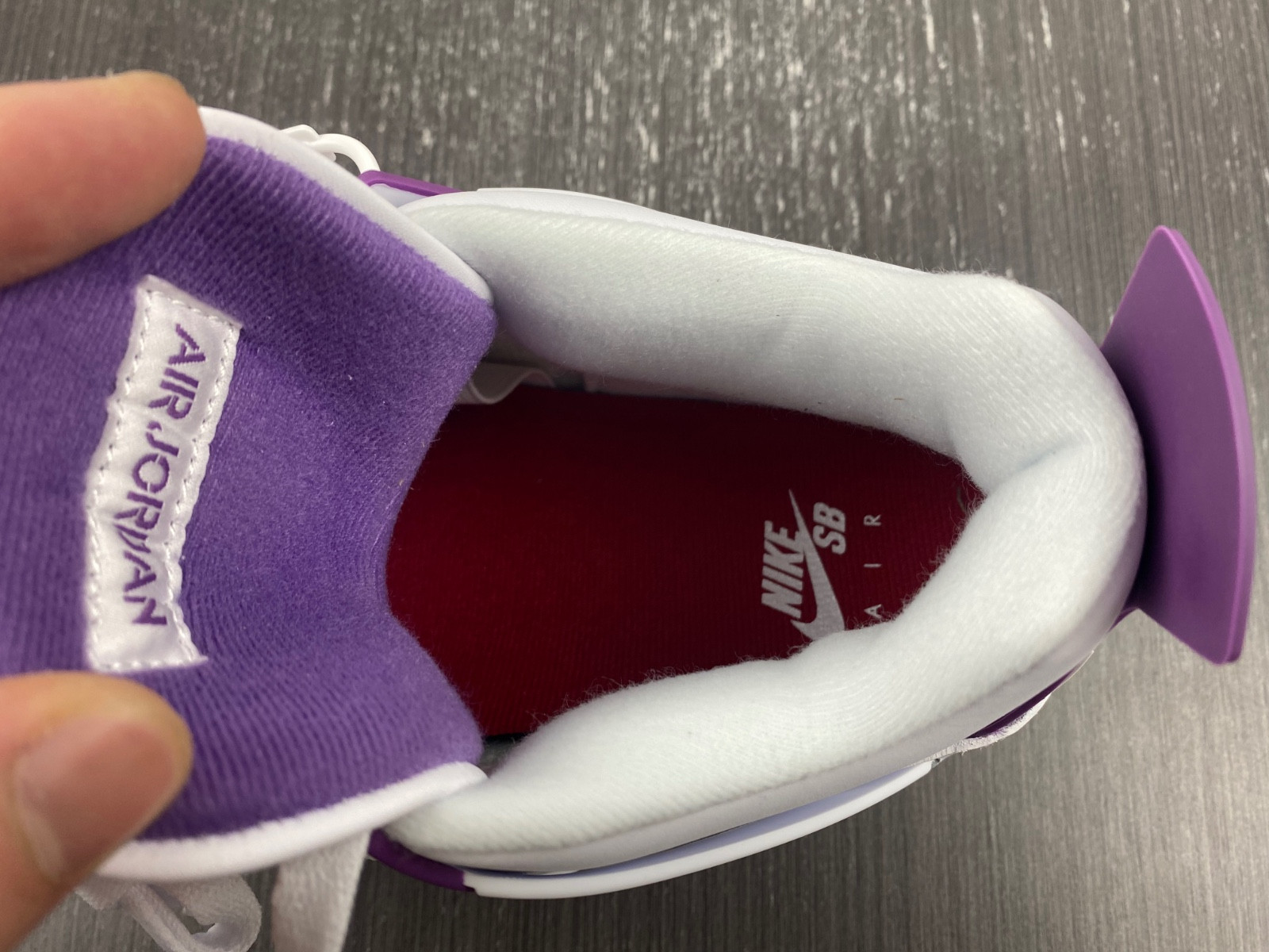 NIKE SB X AIR JORDAN 4 DR5415-150