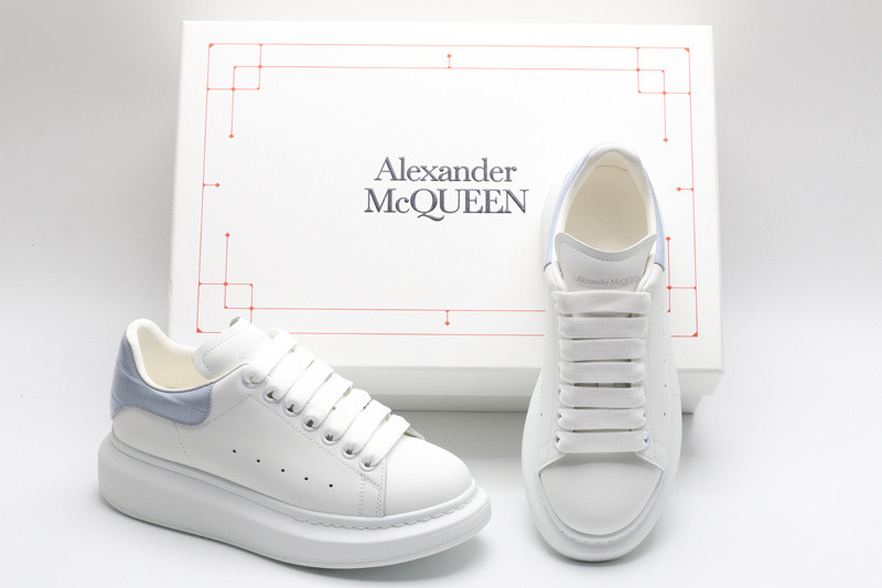 ALEXANDER MCQUEEN SNEAKER