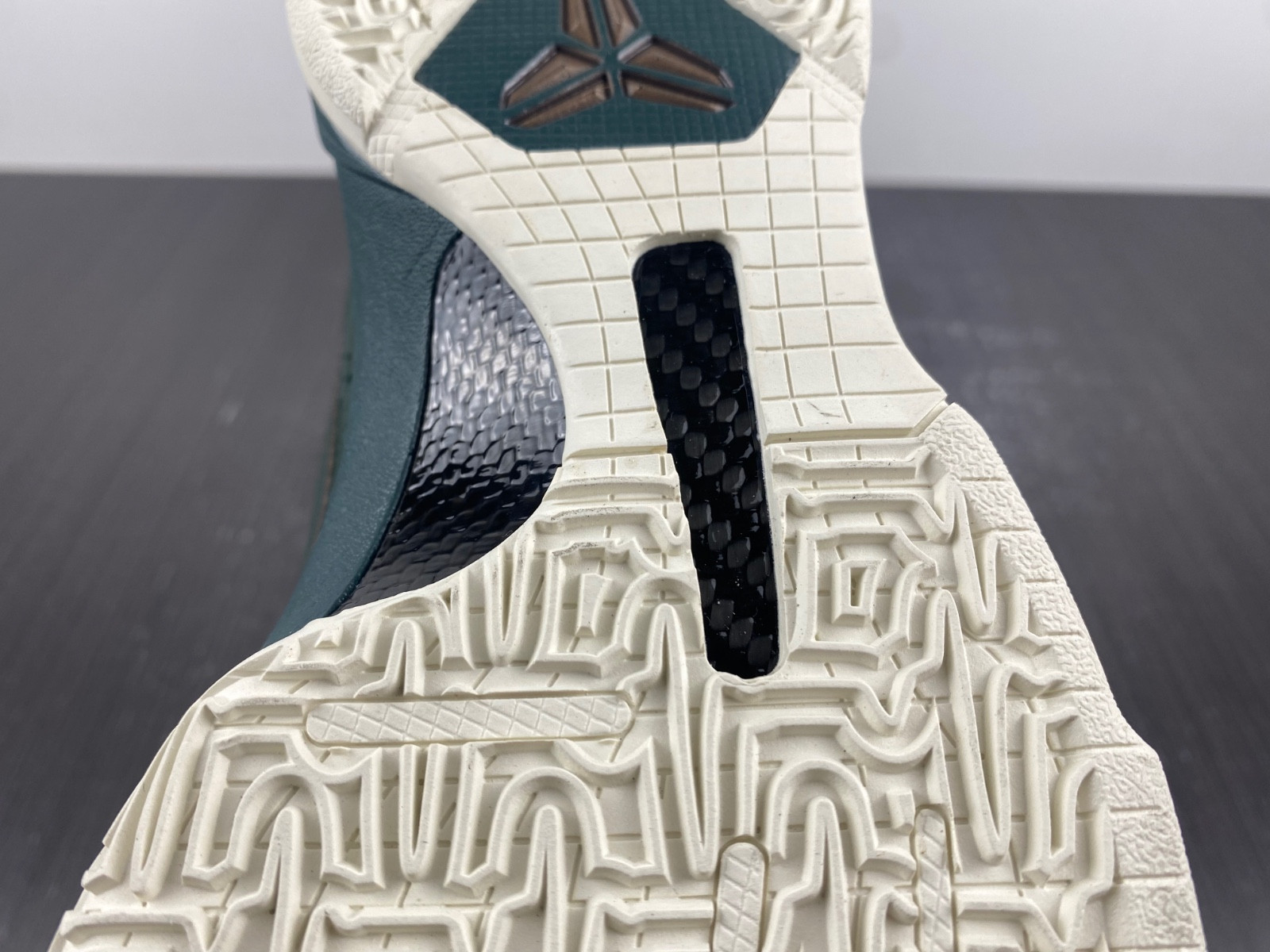 Nike Kobe 5 Protro EYBL Girls (2020) - CD4991-300