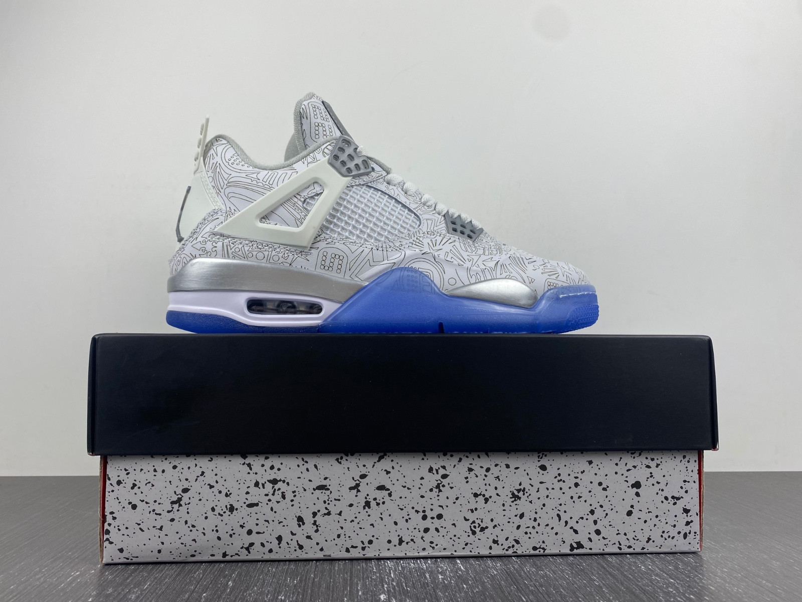 Jordan 4 Retro 30th Anniversary Laser - 705333-105