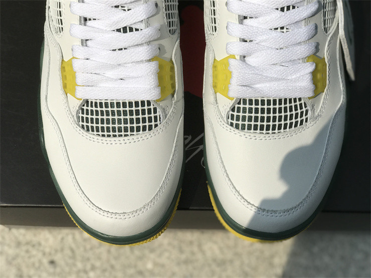 Air Jordan 4 “Jump Duck” Oregon PE