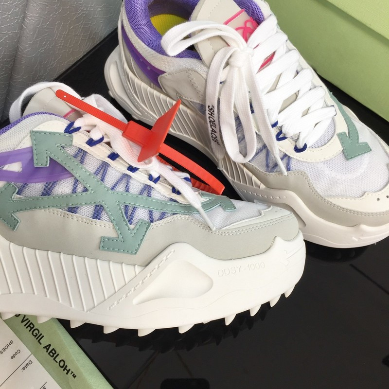 OW C/O ODSY-1000 SPORTS SHOES