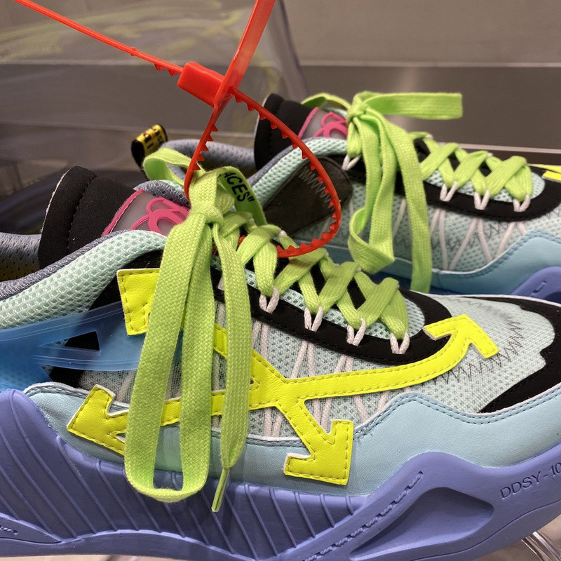 OW C/O ODSY-1000 SPORTS SHOES