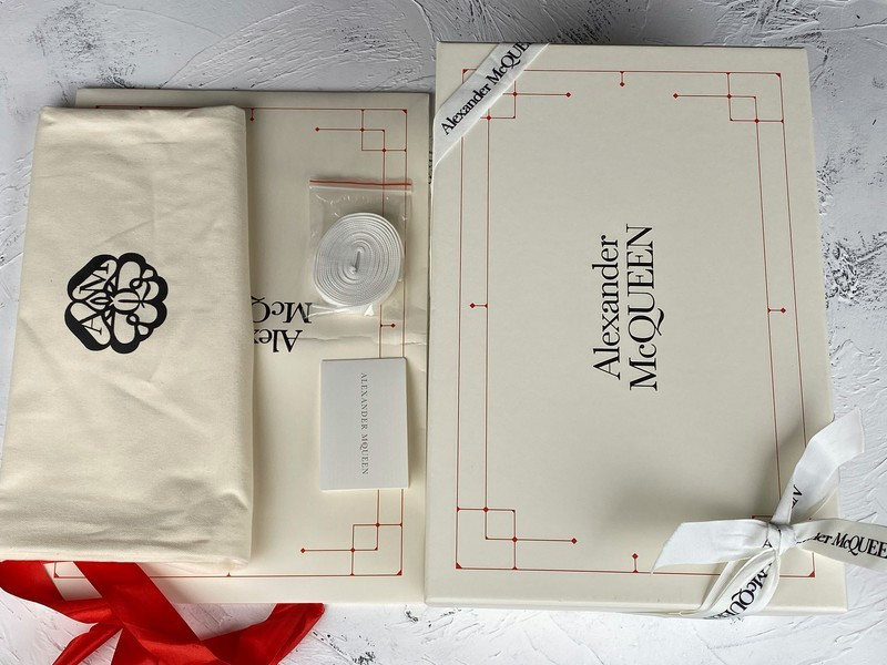 ALEXANDER MCQUEEN SNEAKER