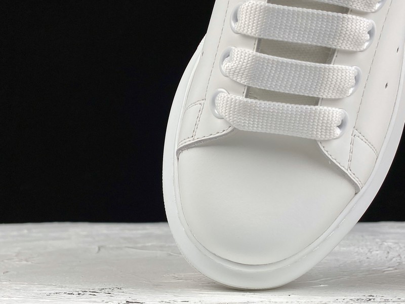 ALEXANDER MCQUEEN SNEAKER