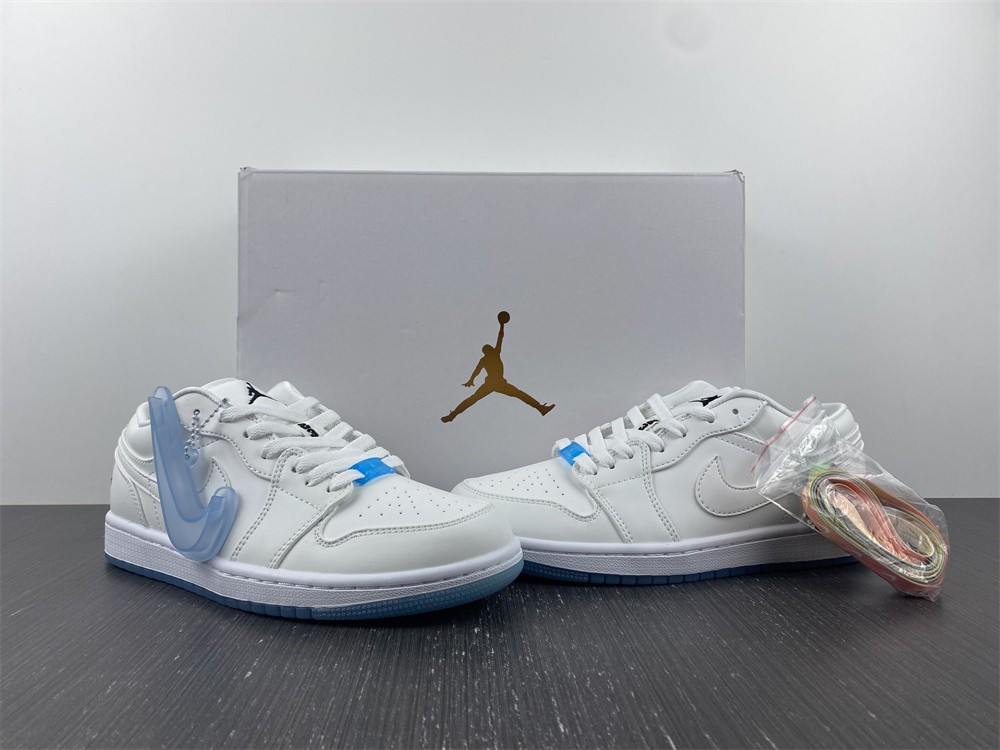 Air Jordan 1 Low "UV Reactive" | DA8301-101