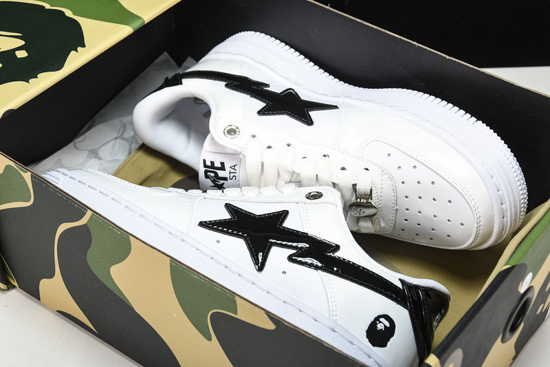 BAPE SNEAKERS