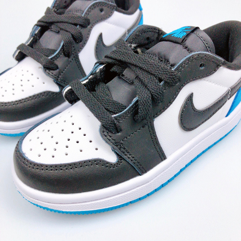 AIR JORDAN 1 KIDS SHOES
