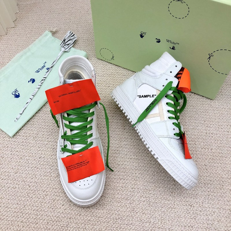 Off-White c/o Virgil Abloh