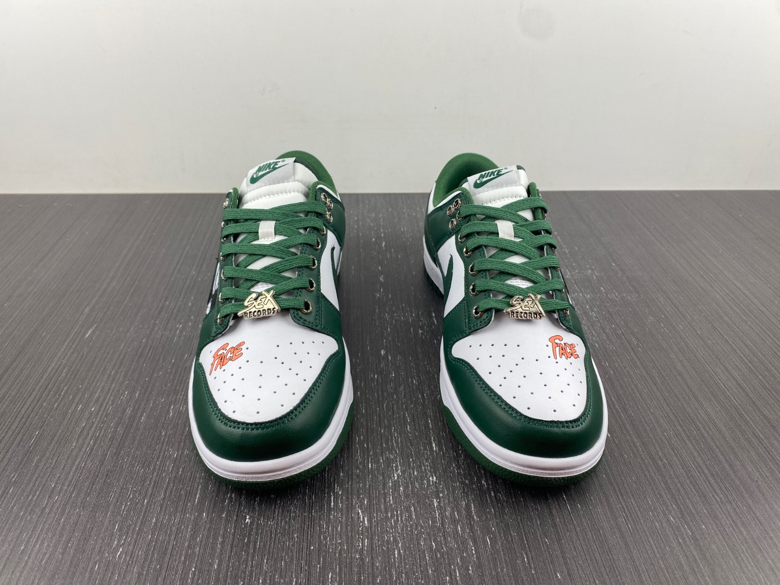 nike dunk low Ch*0me He**ts dd1391-101