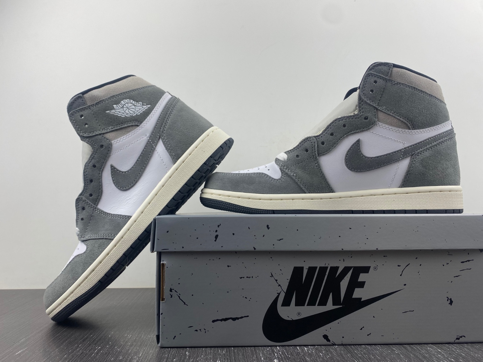 Jordan 1 Retro High OG Washed Black - DZ5485-051