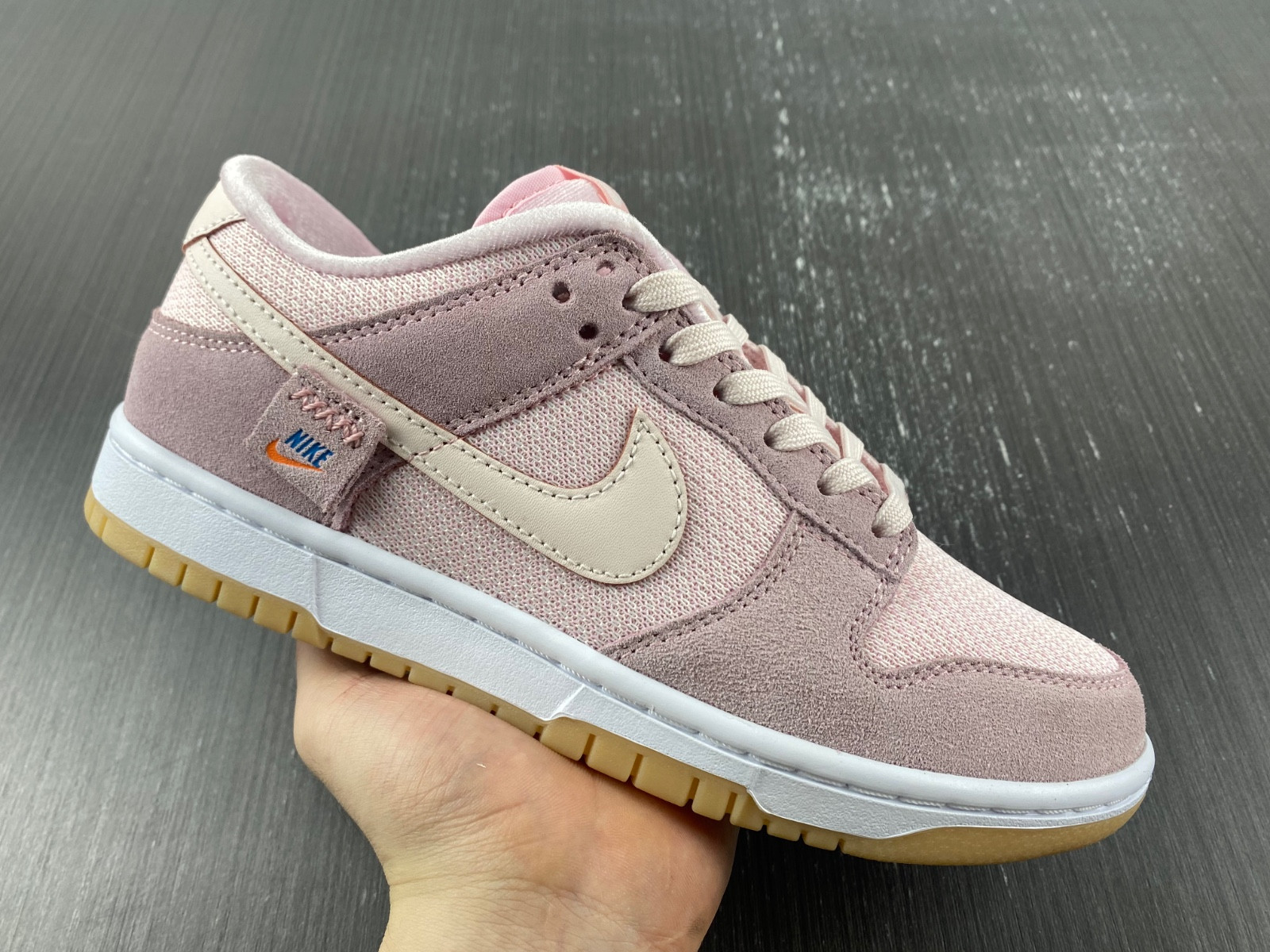 Nike Dunk Low Teddy Bear (W) - DZ5318-640