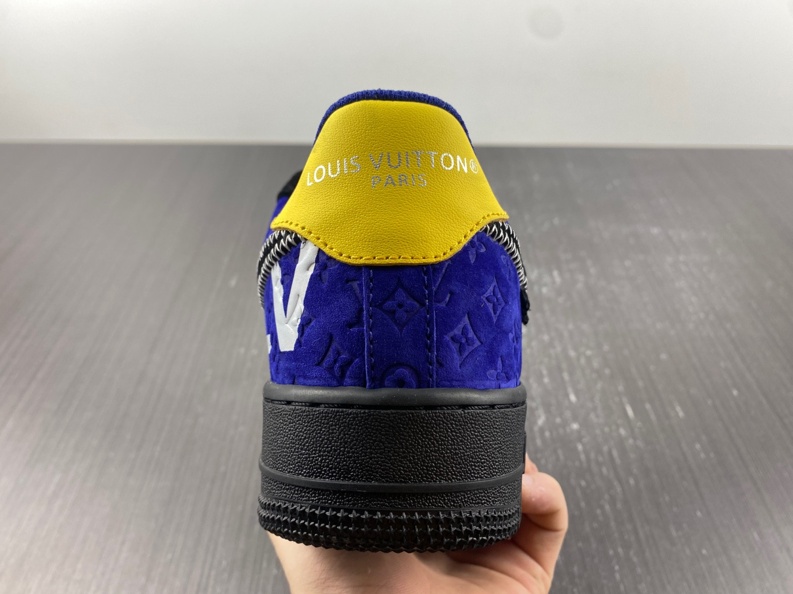 NIKE AIR FORCE 1 LOW BY VIRGIL ABLOH