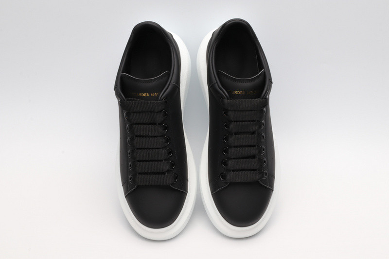 ALEXANDER MCQUEEN SNEAKER
