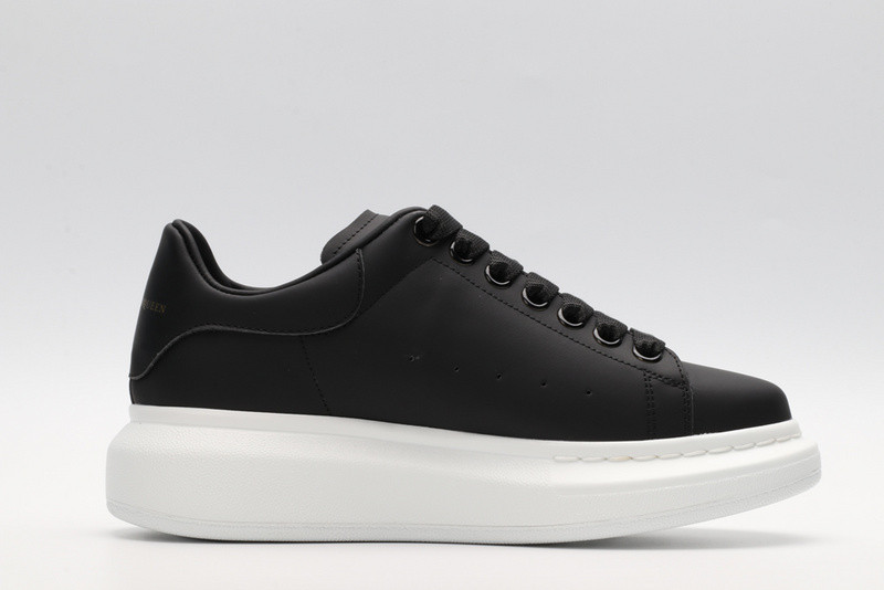 ALEXANDER MCQUEEN SNEAKER