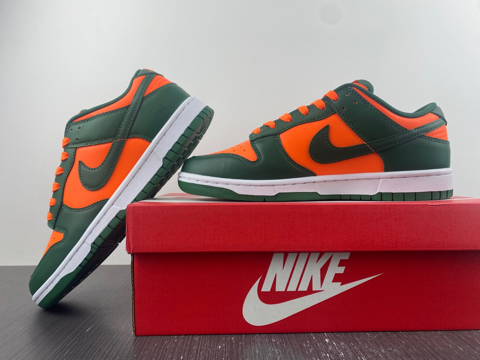 Nike Dunk Low Retro Miami Hurricanes - DD1391-300