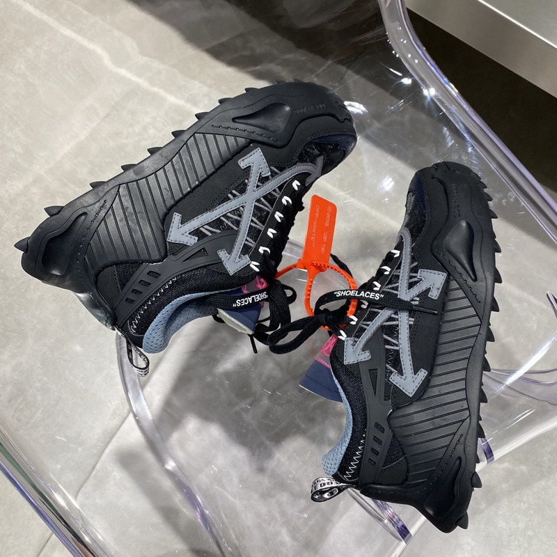 OW C/O ODSY-1000 SPORTS SHOES