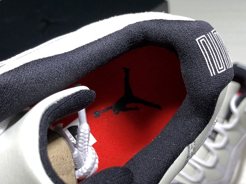AIR JORDAN 11 RETRO LOW 