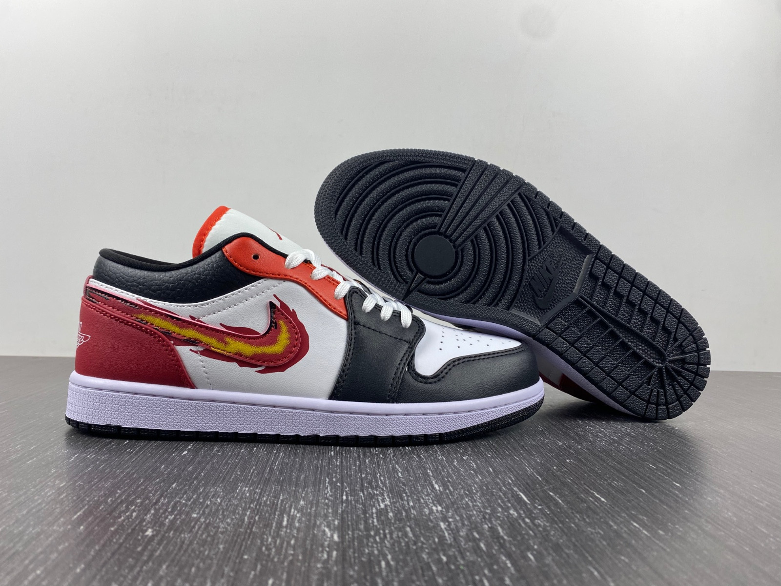 Jordan 1 Low SE Just Skate Gym Red FJ7222-101