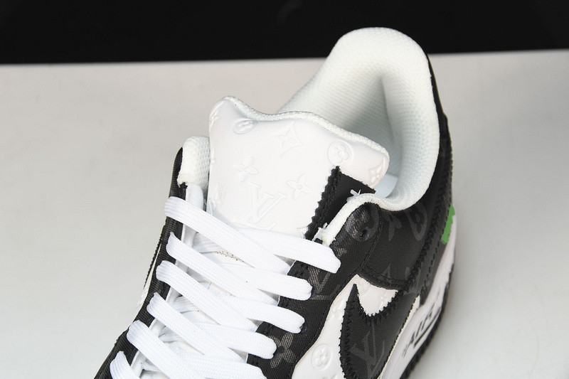 NIKE AIR FORCE 1 LOW BY VIRGIL ABLOH