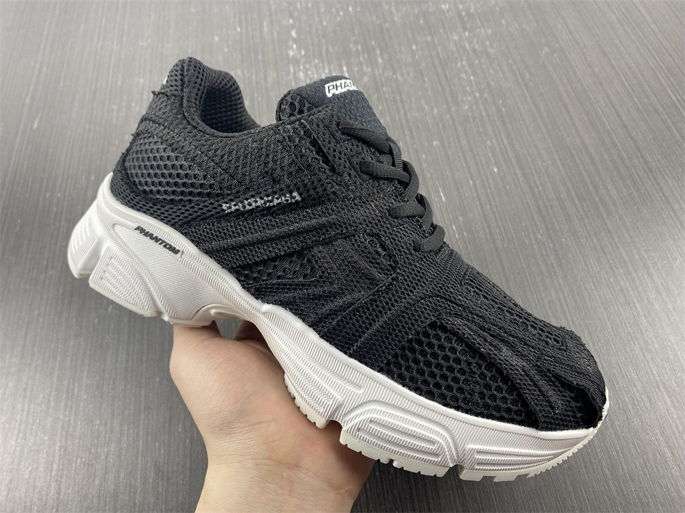 Ba*len*cia*ga phantom sneaker