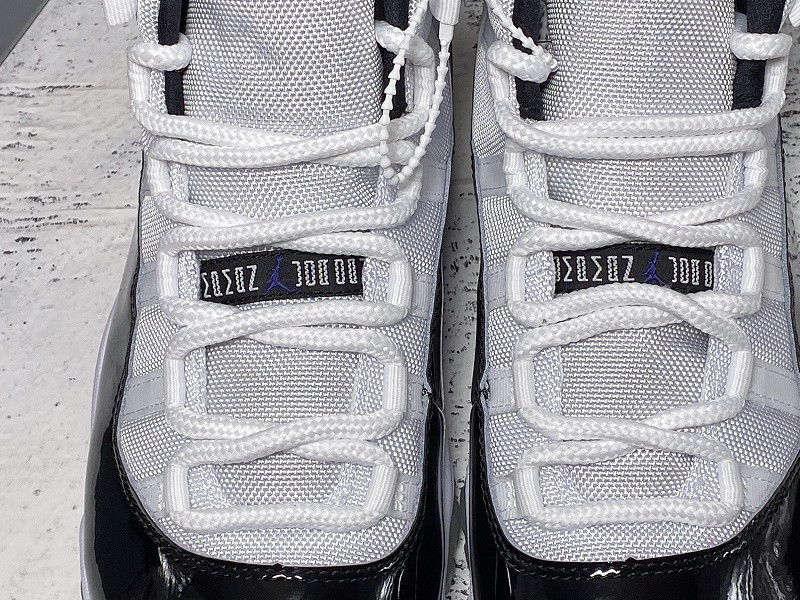 AIR JORDAN 11 RETRO CONCORD 378037-100