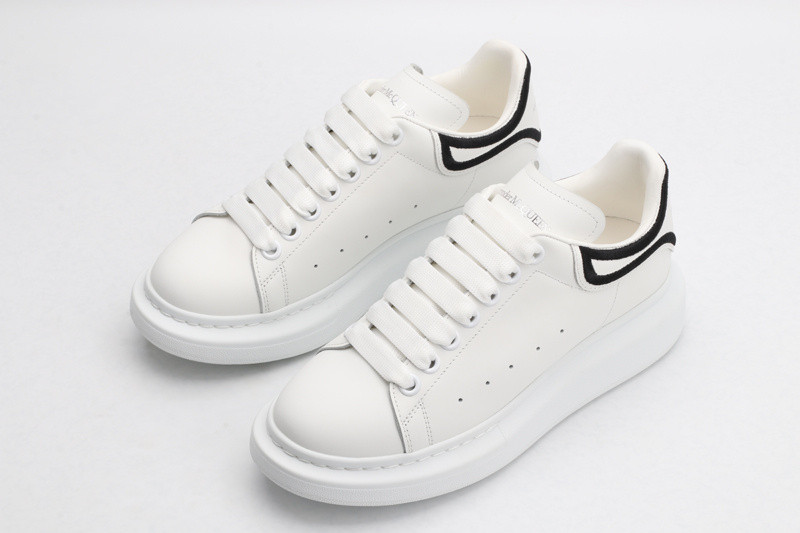 ALEXANDER MCQUEEN SNEAKER